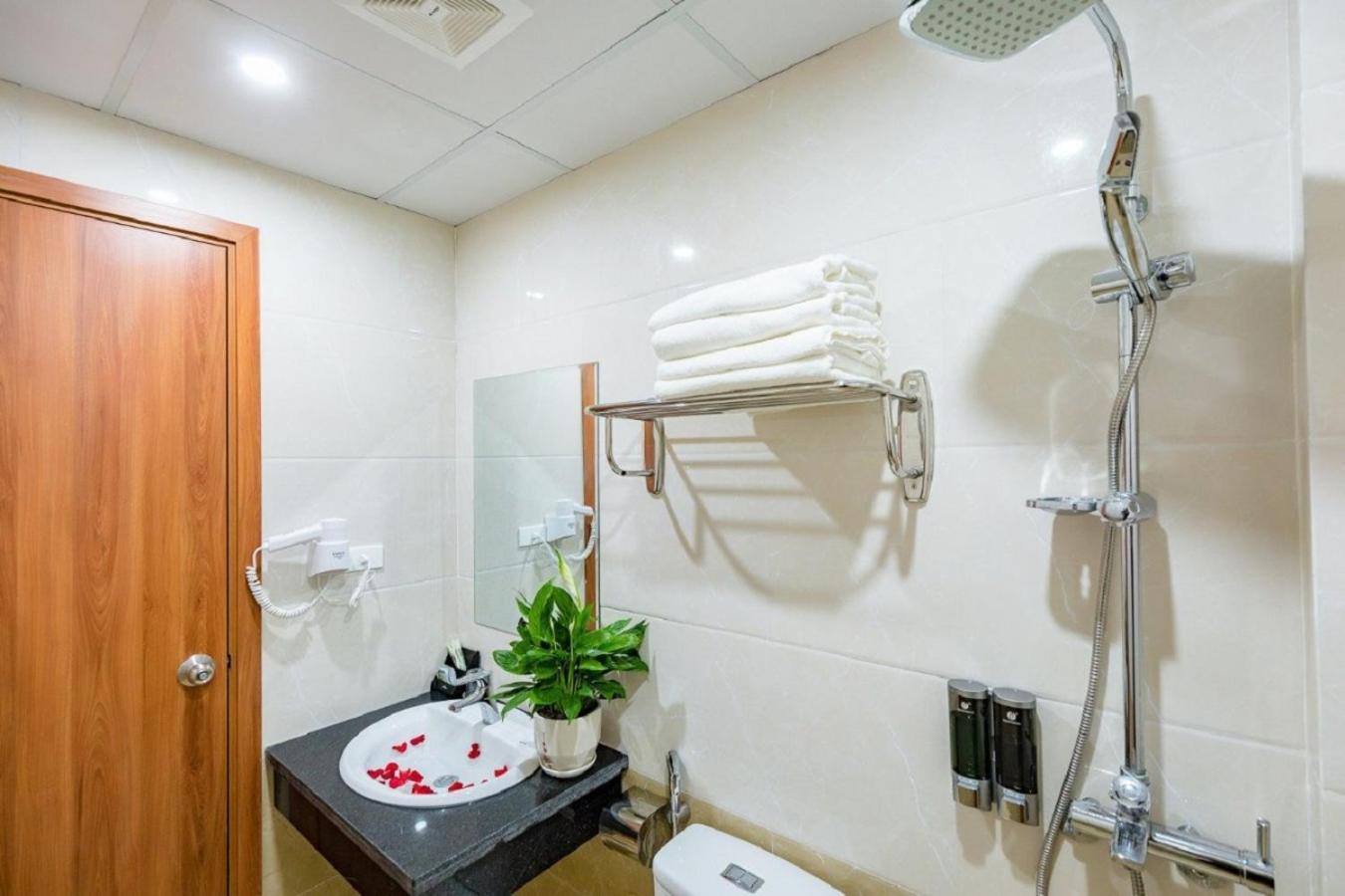 Gia Cat Long Boutique Cat Ba Hotel Chan Chau Ngoại thất bức ảnh